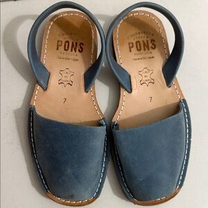 Avarcas Pons Blue Leather Sandals